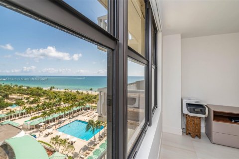 Condominio en venta en Bal Harbour, Florida, 2 dormitorios, 128.95 m2 № 1384261 - foto 13