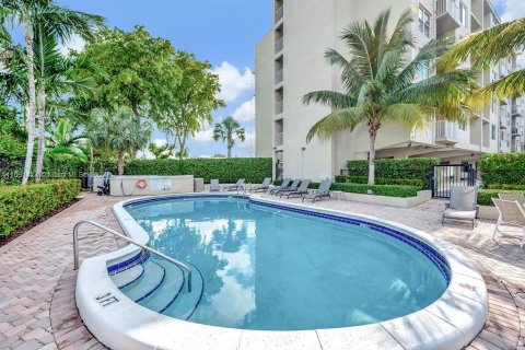 Condo in Fort Lauderdale, Florida, 2 bedrooms  № 1412306 - photo 15