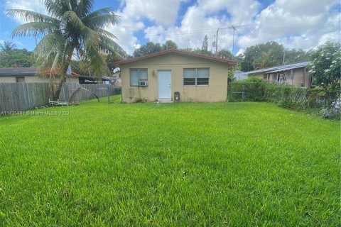 House in Fort Lauderdale, Florida 3 bedrooms, 78.97 sq.m. № 666356 - photo 14