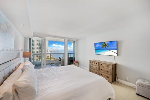 Condominio en venta en Miami, Florida, 2 dormitorios, 148.83 m2 № 944521 - foto 6