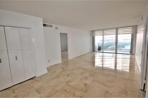 Condominio en venta en Miami Beach, Florida, 2 dormitorios, 96.62 m2 № 944587 - foto 4