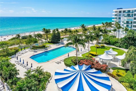 Condominio en venta en Miami Beach, Florida, 2 dormitorios, 96.62 m2 № 944587 - foto 2