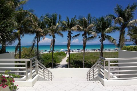 Condominio en venta en Miami Beach, Florida, 2 dormitorios, 96.62 m2 № 944587 - foto 27