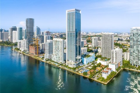 Copropriété à vendre à Miami, Floride: 4 chambres, 352.66 m2 № 876147 - photo 9