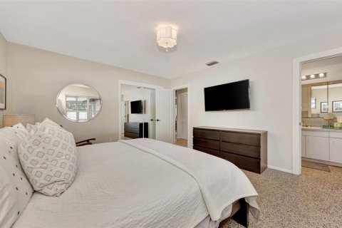 Villa ou maison à louer à Sarasota, Floride: 2 chambres, 131.92 m2 № 867251 - photo 27