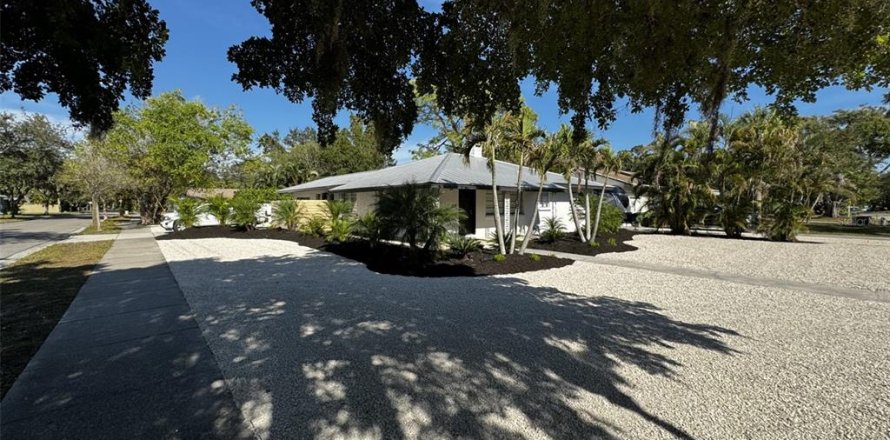 Villa ou maison à Sarasota, Floride 2 chambres, 131.92 m2 № 867251