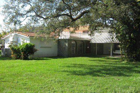 Villa ou maison à vendre à Davie, Floride: 3 chambres, 676.14 m2 № 880659 - photo 14