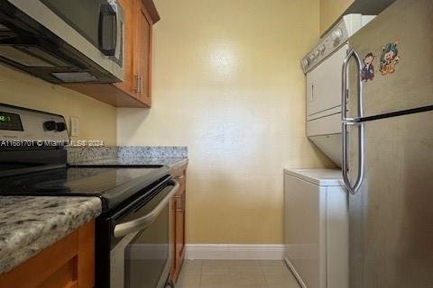 Condo in Pembroke Pines, Florida, 2 bedrooms  № 1413485 - photo 6