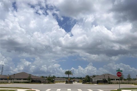 Villa ou maison à vendre à Kissimmee, Floride: 3 chambres, 190.82 m2 № 1295626 - photo 4