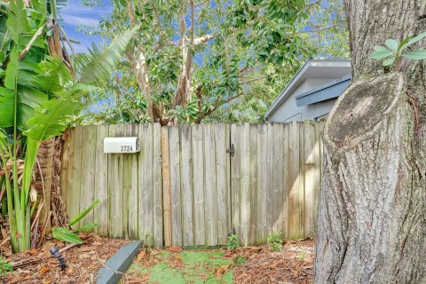 Villa ou maison à vendre à Wilton Manors, Floride: 4 chambres, 184.32 m2 № 1081644 - photo 10