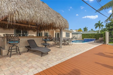 Villa ou maison à vendre à Pompano Beach, Floride: 5 chambres, 239.69 m2 № 700449 - photo 2