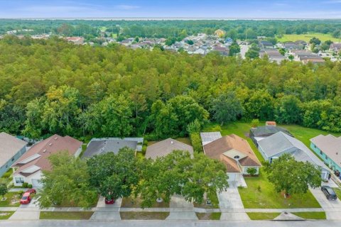 Villa ou maison à vendre à Kissimmee, Floride: 3 chambres, 114.27 m2 № 1313718 - photo 23