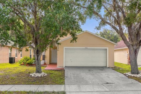 Villa ou maison à vendre à Kissimmee, Floride: 3 chambres, 114.27 m2 № 1313718 - photo 1