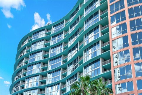 Condominio en venta en Orlando, Florida, 3 dormitorios, 179.49 m2 № 1382836 - foto 5