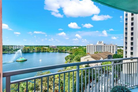 Condominio en venta en Orlando, Florida, 3 dormitorios, 179.49 m2 № 1382836 - foto 30