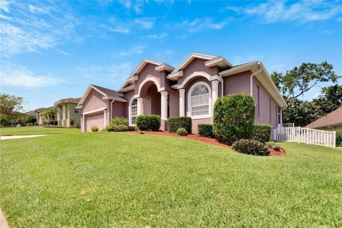 House in Lakeland, Florida 4 bedrooms, 224.64 sq.m. № 1343020 - photo 2