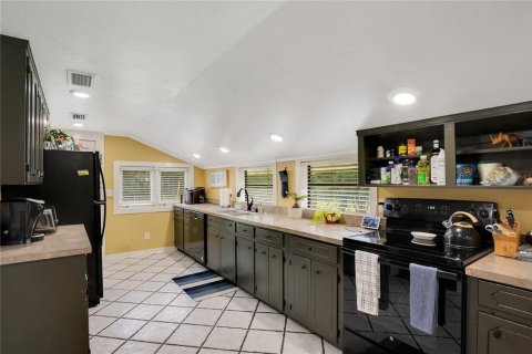 Casa en venta en Orlando, Florida, 5 dormitorios, 186.92 m2 № 1341390 - foto 10