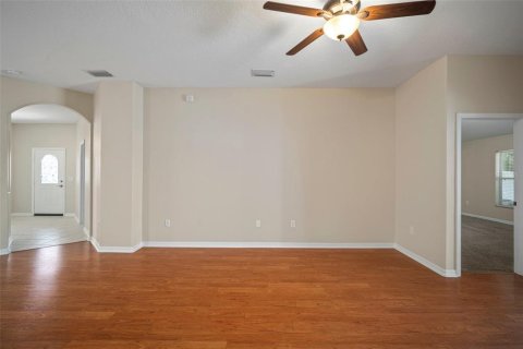 House in Wesley Chapel, Florida 3 bedrooms, 159.14 sq.m. № 1341392 - photo 8