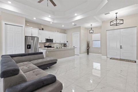Casa en venta en Lehigh Acres, Florida, 4 dormitorios, 178.37 m2 № 1091109 - foto 4