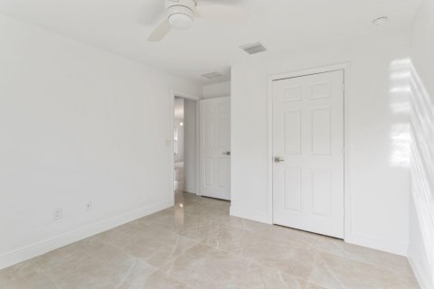 Villa ou maison à vendre à Vero Beach, Floride: 3 chambres, 170.85 m2 № 914175 - photo 12