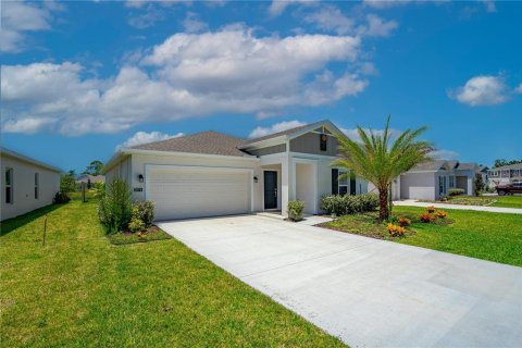 Villa ou maison à vendre à Edgewater, Floride: 3 chambres, 134.24 m2 № 1307662 - photo 2