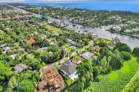 House in Delray Beach, Florida 4 bedrooms, 272.39 sq.m. № 913312 - photo 3