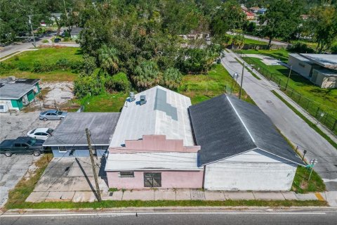 Commercial property in Tampa, Florida № 1418940 - photo 3