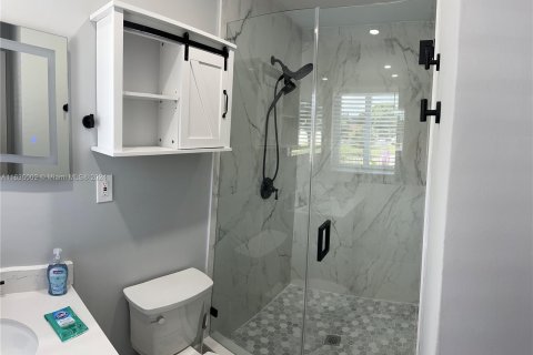 Casa en venta en Miami, Florida, 3 dormitorios, 119.66 m2 № 1305254 - foto 10