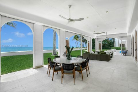 Villa ou maison à vendre à Golden Beach, Floride: 6 chambres, 1077.57 m2 № 1227311 - photo 8