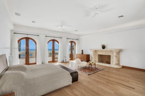 Villa ou maison à vendre à Golden Beach, Floride: 6 chambres, 1077.57 m2 № 1227311 - photo 6