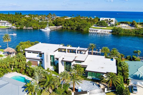 Villa ou maison à vendre à Lighthouse Point, Floride: 5 chambres, 619.94 m2 № 924387 - photo 8