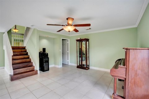 Villa ou maison à vendre à Pembroke Pines, Floride: 4 chambres, 205.59 m2 № 722678 - photo 21