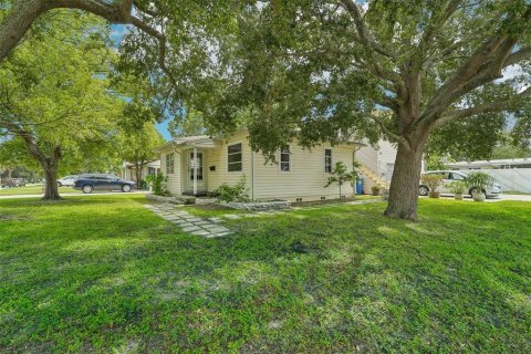 Casa en venta en Saint Petersburg, Florida, 3 dormitorios, 145.3 m2 № 1355863 - foto 4