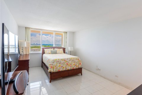 Condominio en venta en Miami Beach, Florida, 1 dormitorio, 91.23 m2 № 1189274 - foto 10