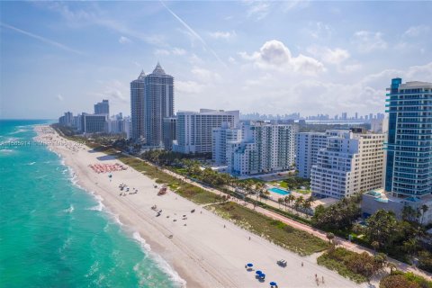 Condominio en venta en Miami Beach, Florida, 1 dormitorio, 91.23 m2 № 1189274 - foto 2