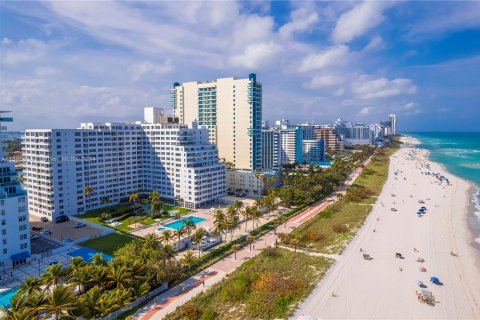 Condominio en venta en Miami Beach, Florida, 1 dormitorio, 91.23 m2 № 1189274 - foto 22