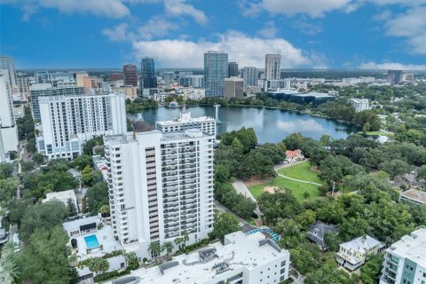 Condo in Orlando, Florida, 1 bedroom  № 1350493 - photo 29