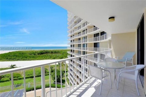 Condominio en venta en Marco Island, Florida, 2 dormitorios, 99.41 m2 № 884153 - foto 16