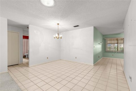 House in Ocala, Florida 2 bedrooms, 138.7 sq.m. № 1422616 - photo 5