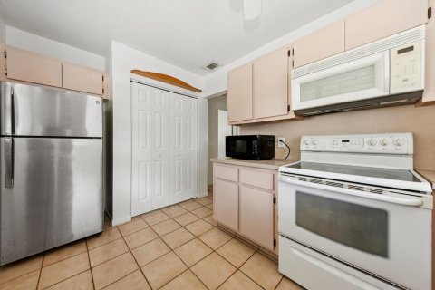 Casa en venta en Delray Beach, Florida, 2 dormitorios, 88.26 m2 № 1172223 - foto 10