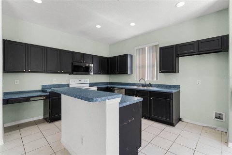 Casa en venta en Davenport, Florida, 5 dormitorios, 259.85 m2 № 1333809 - foto 12