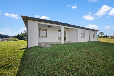 Villa ou maison à vendre à Cape Coral, Floride: 3 chambres, 180.23 m2 № 1333851 - photo 25