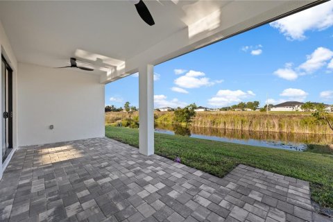 Villa ou maison à vendre à Cape Coral, Floride: 3 chambres, 180.23 m2 № 1333851 - photo 24