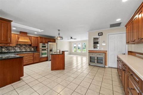 Villa ou maison à vendre à Cape Coral, Floride: 3 chambres, 157.28 m2 № 1382107 - photo 10