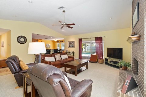 Casa en venta en Orlando, Florida, 3 dormitorios, 174.75 m2 № 1382079 - foto 5