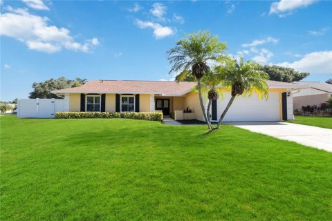 Villa ou maison à vendre à Orlando, Floride: 3 chambres, 174.75 m2 № 1382079 - photo 1