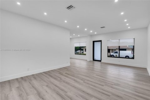 Casa en venta en Miami, Florida, 3 dormitorios, 127.65 m2 № 1410860 - foto 12