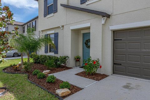 Villa ou maison à vendre à Wesley Chapel, Floride: 5 chambres, 269.6 m2 № 1344222 - photo 2