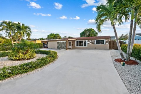 Casa en venta en Hollywood, Florida, 3 dormitorios, 106.28 m2 № 1410849 - foto 2