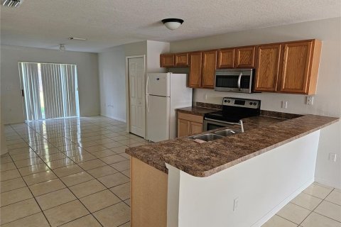 Immobilier commercial à vendre à Kissimmee, Floride: 6 chambres, 243.68 m2 № 1334859 - photo 15